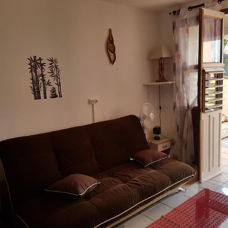 Hibiscus Apartment Le Gosier  Bagian luar foto