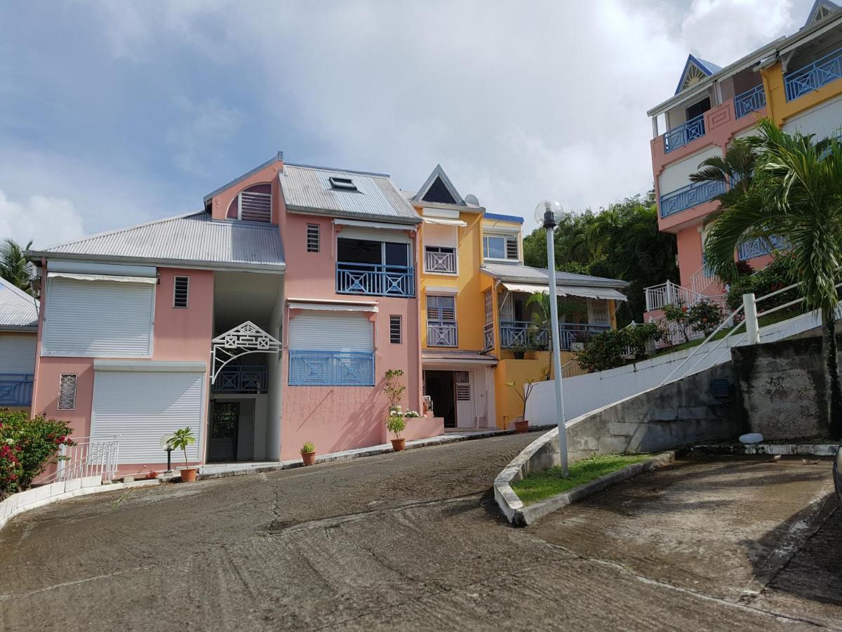 Hibiscus Apartment Le Gosier  Bagian luar foto