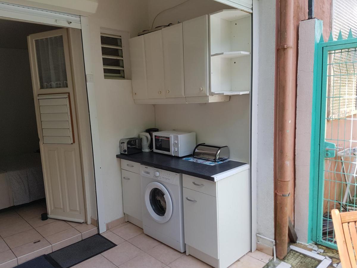 Hibiscus Apartment Le Gosier  Bagian luar foto